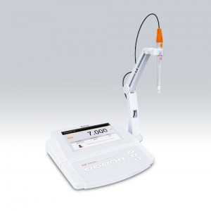 A130 Benchtop pH/Ion Meter